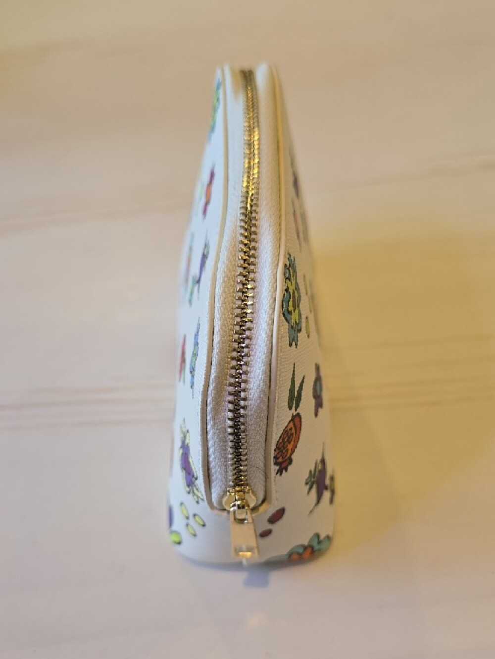Mad Hippie Limited Edition Vegan Leather Make Up Bag Pouch - Picture 3 of 6